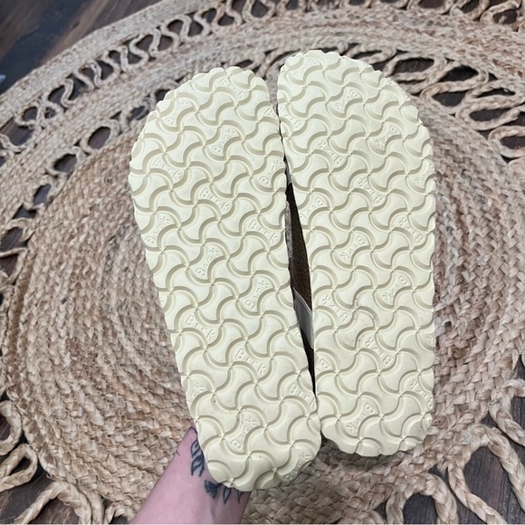 Sold - Picture 4 of 4